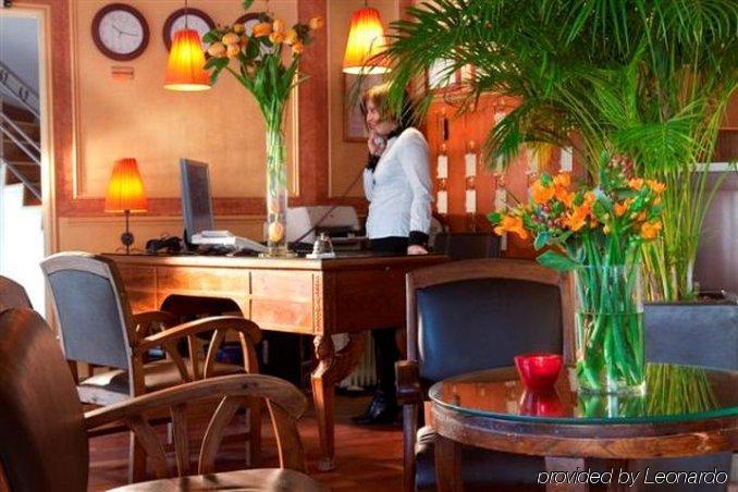 Eiffel Villa Garibaldi Parigi Interno foto